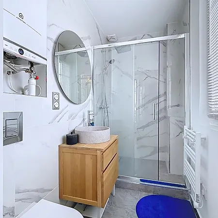 Apartment Cozy In Montmartre Paris